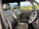 運転席シート廻りは使用感も少なく、良好な状態となっています。丁寧に使われていたことがよくわかりますね。