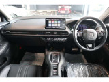 Honda CONNECTディスプレイ★全方位モニター★電動リアゲート★ETC★前後ドラレコ★電動Pブレーキ★ワンオーナー★安心ディーラー保証★車検整備付き★全て諸経費込みの価格です!