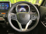【純正革巻きステアリング】上質な革を使用することで、手にしっかり馴染みとても運転しやすいハンドルです♪