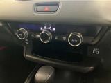 シートヒーター装備付き車!!座席に埋め込まれた電熱線によりシートを暖めることが出来る装備で、温めたられたシートは、寒い冬には最適です!!