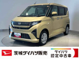 小回りが利いて運転しやすく、低燃費で家計にもやさしい。毎日の移動にぴったりの一台です。