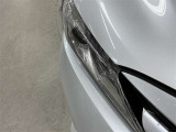 明るく遠くまで照らす光量で夜間走行の視認性を高めます。