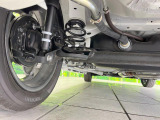 お車を安心してお乗りいただく為には、足回りの定期点検が欠かせません。サービスサポート(有償保証)では無料点検もご提供しており、安心のカーライフをお過ごしいただけるサポート体制が整っています。