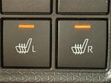 【シートヒーター】シートを温めてくれる暖房機器です!長時間座っていると負担が掛かりやすい背中や腰、または冬場などの寒い日に冷えやすい脚部に快適なぬくもりを伝えます。