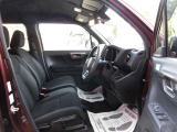 【こだわりの品質】新車にも負けないくらい満足していただけるお車を提供するということが弊社のこだわりでありモットーです。たかが中古車ではなく、されど中古車を実感していただきたいです。