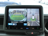純正のマルチビューカメラが装備されています!上から見下ろしたような視界のカメラが駐車をサポートします!