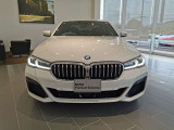群馬BMWプレミアムセレクション前橋は認定中古車販売のスペシャリストとして品質へのこだわり、特に喫煙歴の無いだれもが気持ちよく購入検討いただける車両を展示しております。遠方からもお問い合わせください。