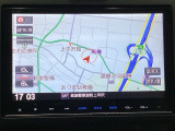 ワイド画面のナビゲーションはフルセグTV対応のGathers純正メモリーナビを搭載しています。Bluetoothオーディオ機能がありますので、スマートフォンなどの音楽も再生できます。
