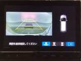 バックでの車庫入れも安心です! リアカメラが付いているバックモニター付のナビを装備しております。バンパーについているソナーや、操作線もついており距離感も画面から確認できます。
