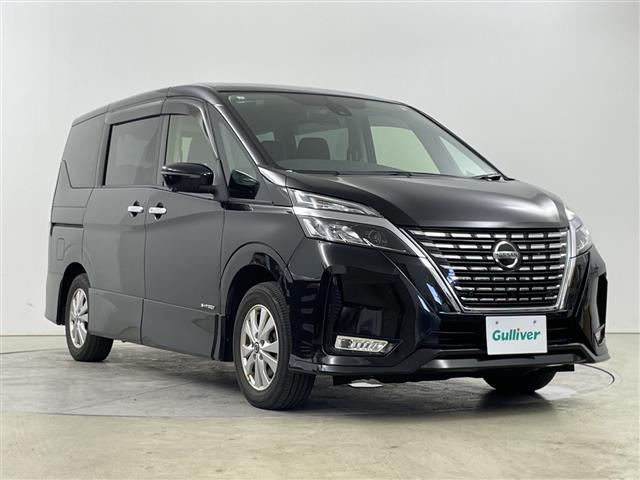 セレナ 2.0 ハイウェイスターV 4WD 4WD 修復歴無し