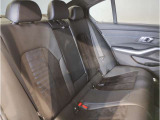 【エアバック】BMWのエアバックやその他の安全装備は、互いに補完しあう事で徹底した安全性を貫きます。万一の事故の際にそれぞれ最適な保護を提供してくれます!