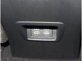 USB充電端子も備えております