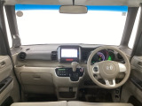 【前方視界】開放的な前方視界!運転がしやすく疲れにくいです♪窓が大きく、見通しがとっても良いおクルマですよ♪