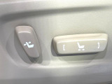【パワーシート】スイッチ一つで簡単にシートの微調整が可能!電動だから力もいりません!快適なシートポジションにセットして、快適なドライブをお楽しみください。