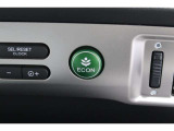 ECONボタンで低燃費モードに☆☆☆ECONスイッチを上手に使ってエコドライブ♪♪環境にもお財布にも優しい装備です☆☆☆