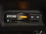 有料道路のレーン通過に便利なETC2.0車載器を装着しています。ご利用にはセットアップが必要となります。