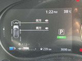 メーター内のディスプレイには運転をサポートするさまざまな情報を表示。