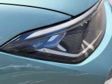 【iqライト】対向車を検知しハイビーム、ロービームを自動的にコントロールします。