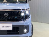 【ハイビームアシスト】先行車や対向車のライト、周辺の明るさに合わせて、ハイ・ロービームを自動で切り替え。切り替えのわずらわしさと切り替え忘れを無くしてくれます!