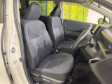 運転席シート廻りは使用感も少なく、良好な状態となっています。前オーナー様が丁寧に使っていたことがよくわかりますね。
