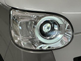 【LEDヘッドライト】明るい光が瞬時に立ち上がり、必要な場所を均一に照らします。寿命も長く省エネで、スタイリッシュなデザインは現代の主流です♪