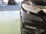 LEDヘッドライトは、点灯の瞬間から光量を発揮し、突然暗くなるトンネルなどでの安定感を高めます。