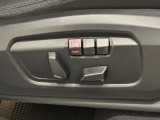 フロント電動シート操作スイッチ