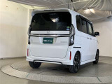 1年間の走行距離無制限のロングラン保証付きです。全国のトヨタテクノショップで保証修理が可能。追加で2年間・3年間の延長も可能です。