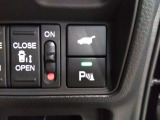 運転席からもパワーゲートの操作が可能