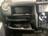 収納スペースもたくさん有ります☆車検証や小物類などすっきり収納♪