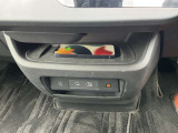 ワイヤレス充電器装備☆