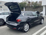 BMWを熟知したメカニックによる、360度の納車前点検。ドイツ本国と同様の教育・訓練を受けたメカニックが徹底的に点検、整備した後にお客様にお引渡しします。
