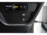 【横滑り防止装置】ドライバーの安全運転をアシストしてくれる装備が充実しています☆ドライバーの不安を安心へと変えてくれますね。