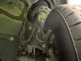 お車を安心してお乗りいただく為には、足回りの定期点検が欠かせません。サービスサポート(有償保証)では無料点検もご提供しており、安心のカーライフをお過ごしいただけるサポート体制が整っています。