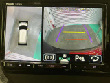 【全方位モニター】 4つのカメラで映像を映し出します。発進時、後退時も周囲の安全を確認し、サポートします^^
