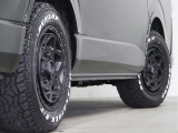 【新車/ハイエースワゴンGL/オリジナル内装架装familiar/ベッドキッド】フローリング施工♪【全国納車可能】