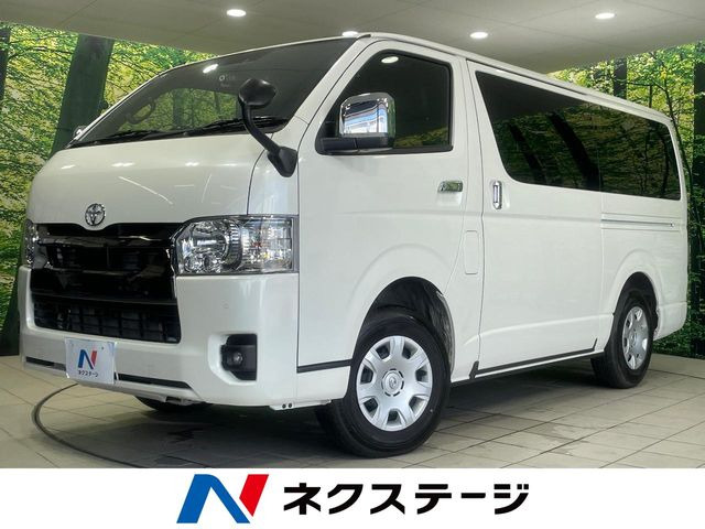 トヨタ ハイエースバン 
