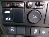 ETC車載器も装備しているので高速ドライブもスムーズです。 ETCを利用して、高速道路を楽々ドライブできちゃいます。 渋滞緩和でエコ!?にもなっちゃいます。