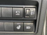 【ステアリングヒーター】冬場に冷たくなりやすい革巻きステアリングを、スイッチ一つで素早く適温に!エアコンよりも早く温まってくれるので、寒い日の運転も快適になりますね♪