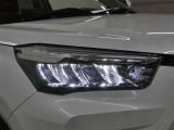 LEDヘッドライトです。デザイン性がよくとても明るいので、夜間の走行や悪天候でも安心です。しかも長寿命!