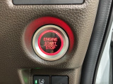 ワンプッシュでエンジンのスタート、ストップが出来て便利です。