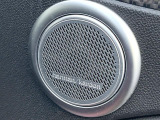 ●harman/kardonサウンドシステム:オーディオ専門メーカーが手掛けるプレミアムスピーカーを装備。多数のスピーカーから、音の粒立ちまで分かる高品質な音楽をお楽しみいただけます。
