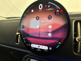 ★MINIには6個のエアバッグを標準装備。運転席/助手席エアバッグ、サイド・エアバッグ、ヘッド・エアバッグ。