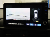 バックカメラ搭載です!車庫入れが苦手な人はもちろん、車両感覚に自信がある人にもお勧めです!見えない箇所が見えるようになるので、低い障害物や隠れてしまっている子供の存在等にも気付く事が出来ます。