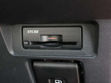 『ETC』 なら高速道路をスイスイと通過!!クルマは料金所をノンストップで通過することができます!