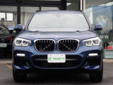 BMW在庫保有台数常時100台以上!ご来店の際はBMW本店(厚木市下荻野140-1)にご来店ください!弊社自慢の全天候型ショールーム!BMW在庫保有台数常時100台以上ございます!