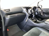 見通しのよいすっきりとした視界で、誰でも運転しやすいです。運転のしやすさは疲れにくさにも繋がりますよ♪