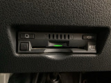 ETCが付いてます。ETC搭載車しか通過できないスマートICが利用できるようになりますよ!現在スマートICの設置箇所も増えてきているので、高速道路利用の幅が広がりますね☆