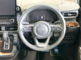 【純正革巻きステアリング】上質な革を使用することで、手にしっかり馴染みとても運転しやすいハンドルです♪