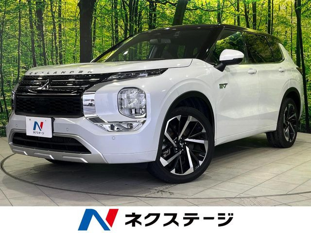 アウトランダー PHEV 2.4 P 4WD 